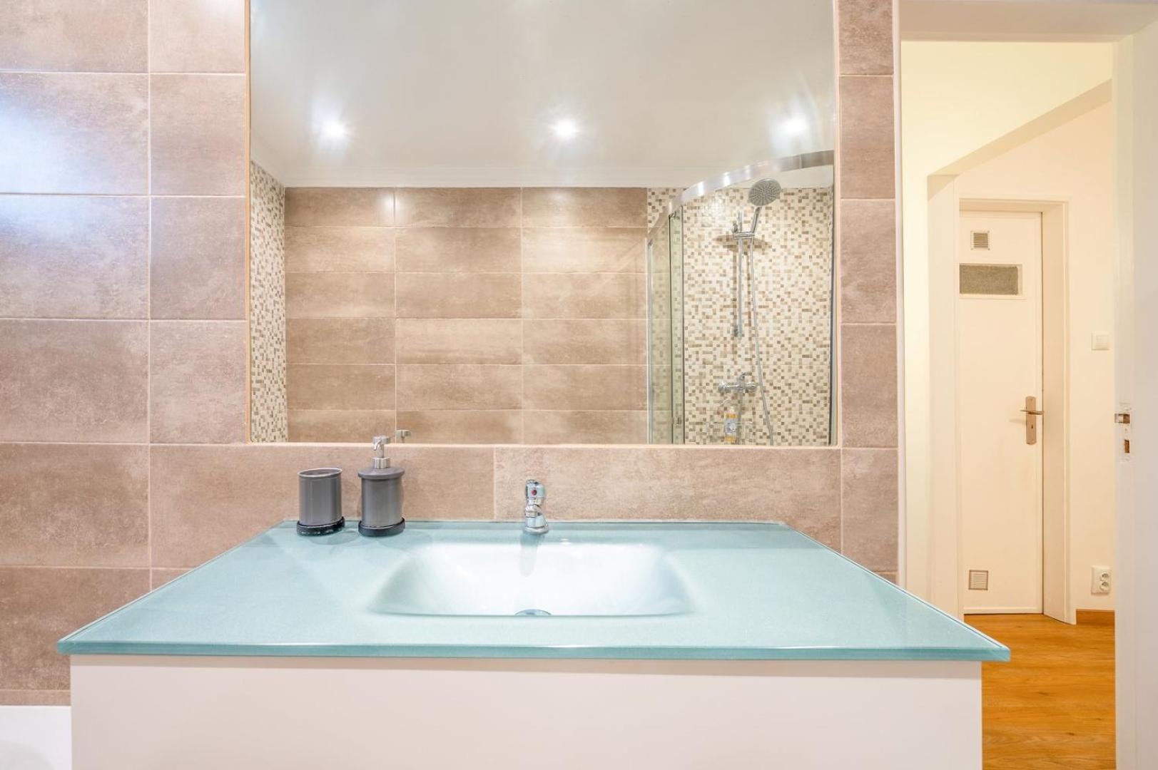 Guestready - Spacious Near Centre *